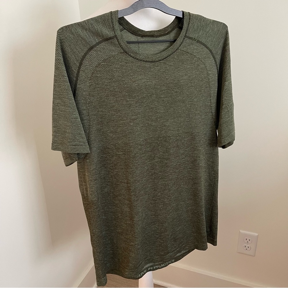 Lululemon Metal Vent Tech Short Sleeve Green Twill / Dark Olive Size Large - Picture 8 of 14